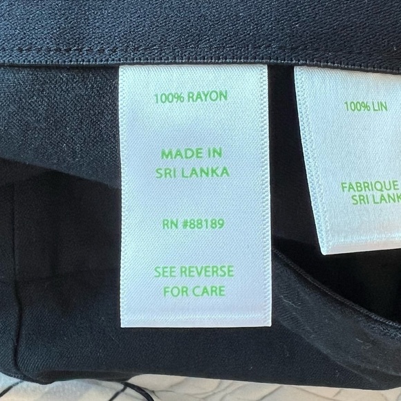 LILLY PULITZER MERRIN BI-STRETCH PANT IN 
NOIR - Picture 16 of 16